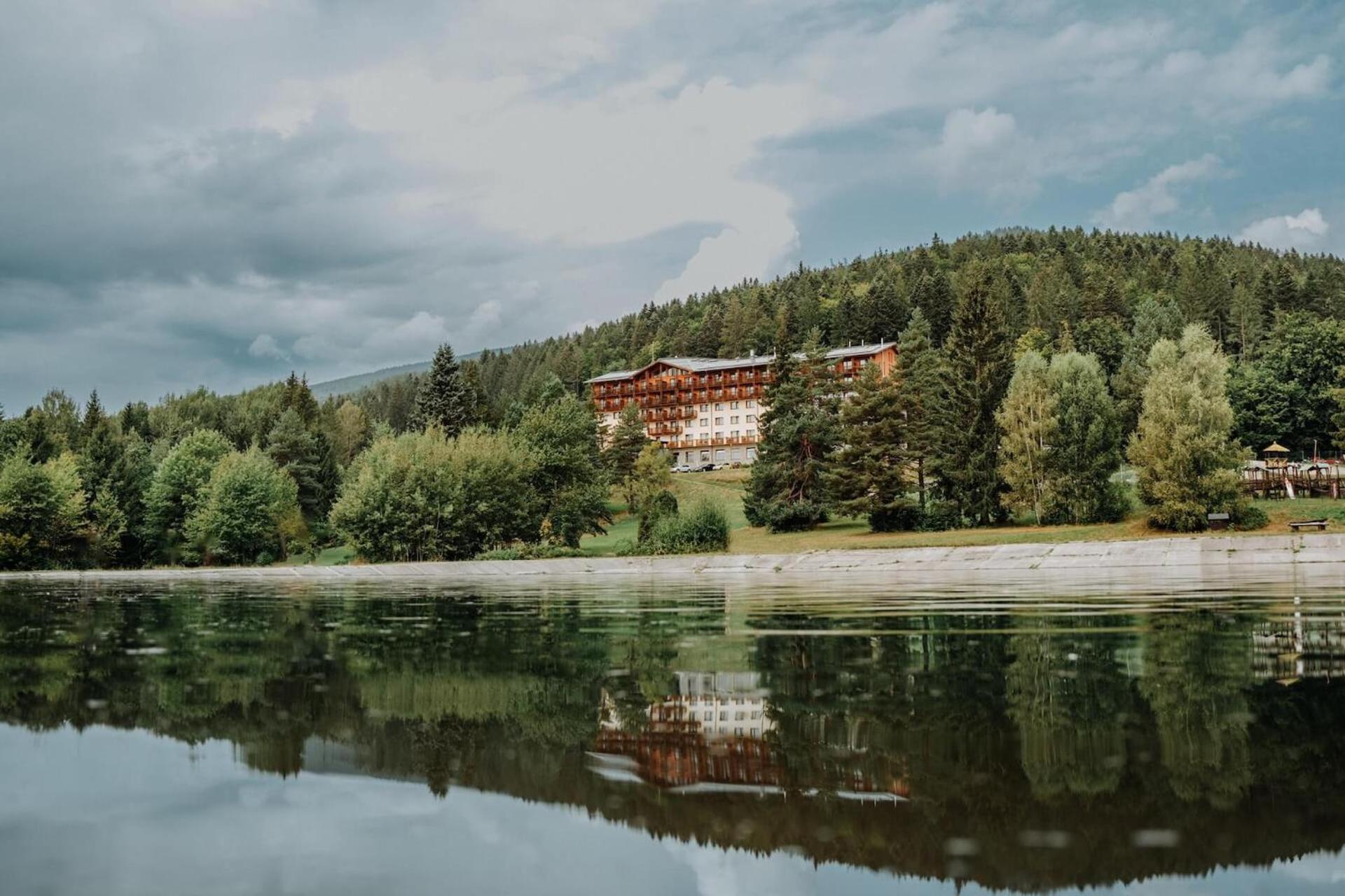 Hotel Partizán Tále Kültér fotó